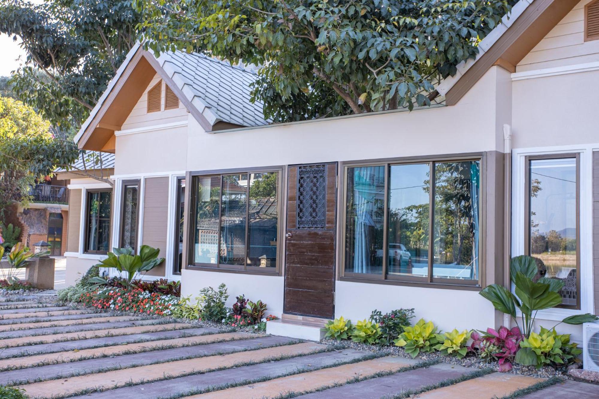 Mana-an Hill มานาอันเลคฮิลล์รีสอร์ต Resort *